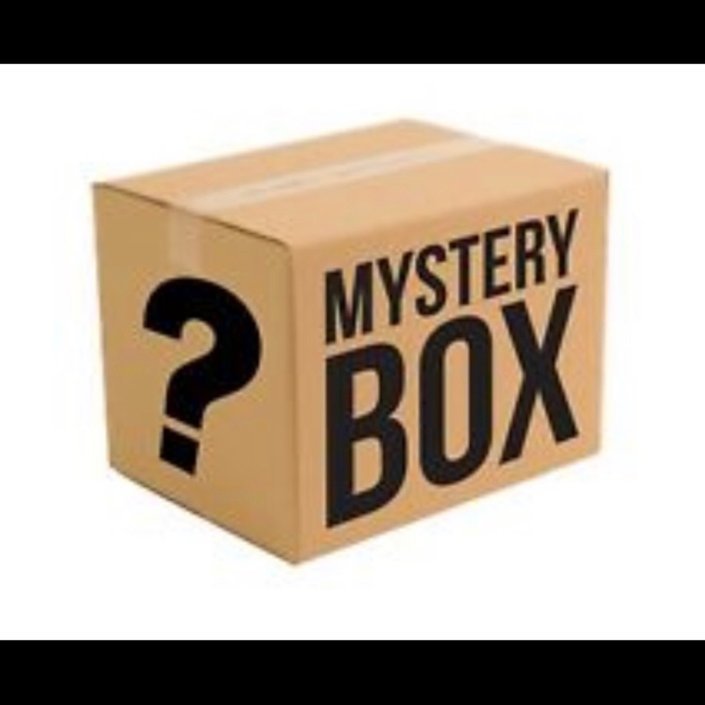 Mystery Box 7 items sz MEDIUM (sz 6-8-10)